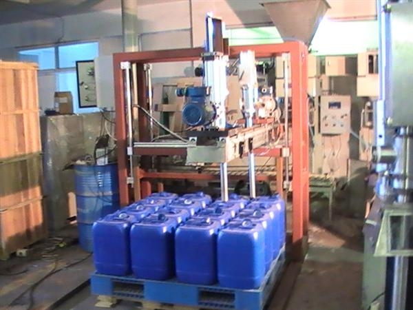 全自動(dòng)25L方形塑料桶2頭稱重灌裝機(jī)GZ-25SP-2